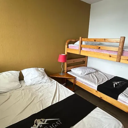 2 Pièces Au Cœur De La Station - Fr-1-814-65